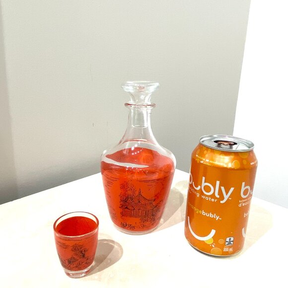 Vintage FRANCE Barware, Japanese Scene Liquor Decanter with Shot Glasses - Picture 12 of 13